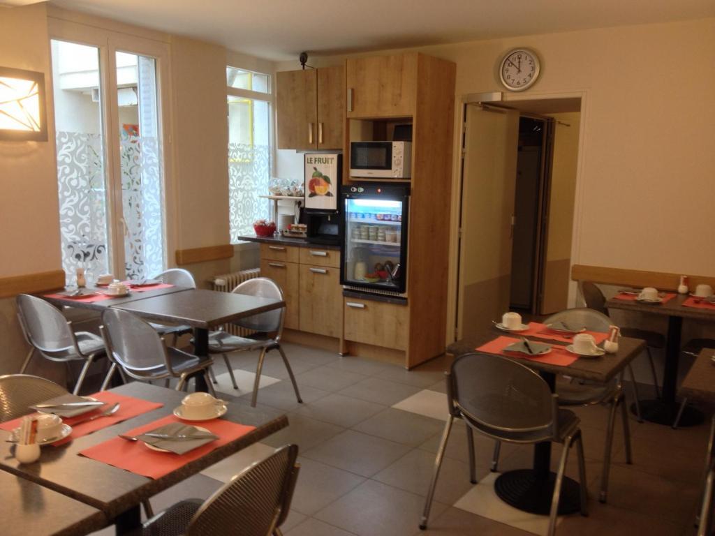 בורז'ה Hotel Saint Jean מראה חיצוני תמונה