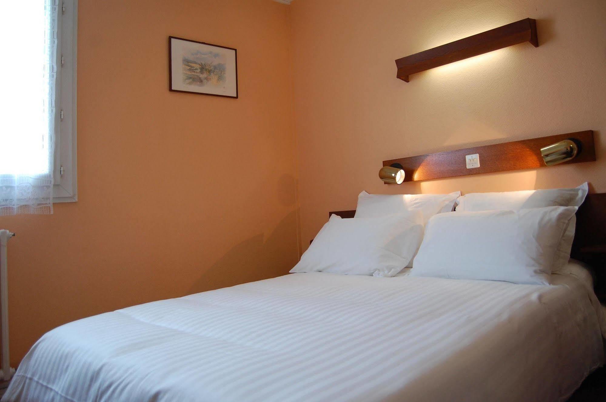 בורז'ה Hotel Saint Jean מראה חיצוני תמונה